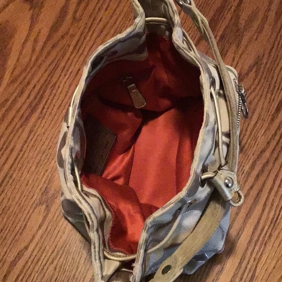 Coach Signature Shoulder Bag - Picture 5 of 8